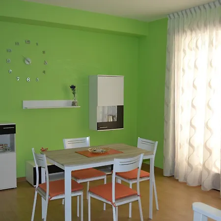 Appia Antica Alojamento de Acomodação e Pequeno-almoço Surbo