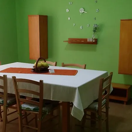 Appia Antica 4* Surbo